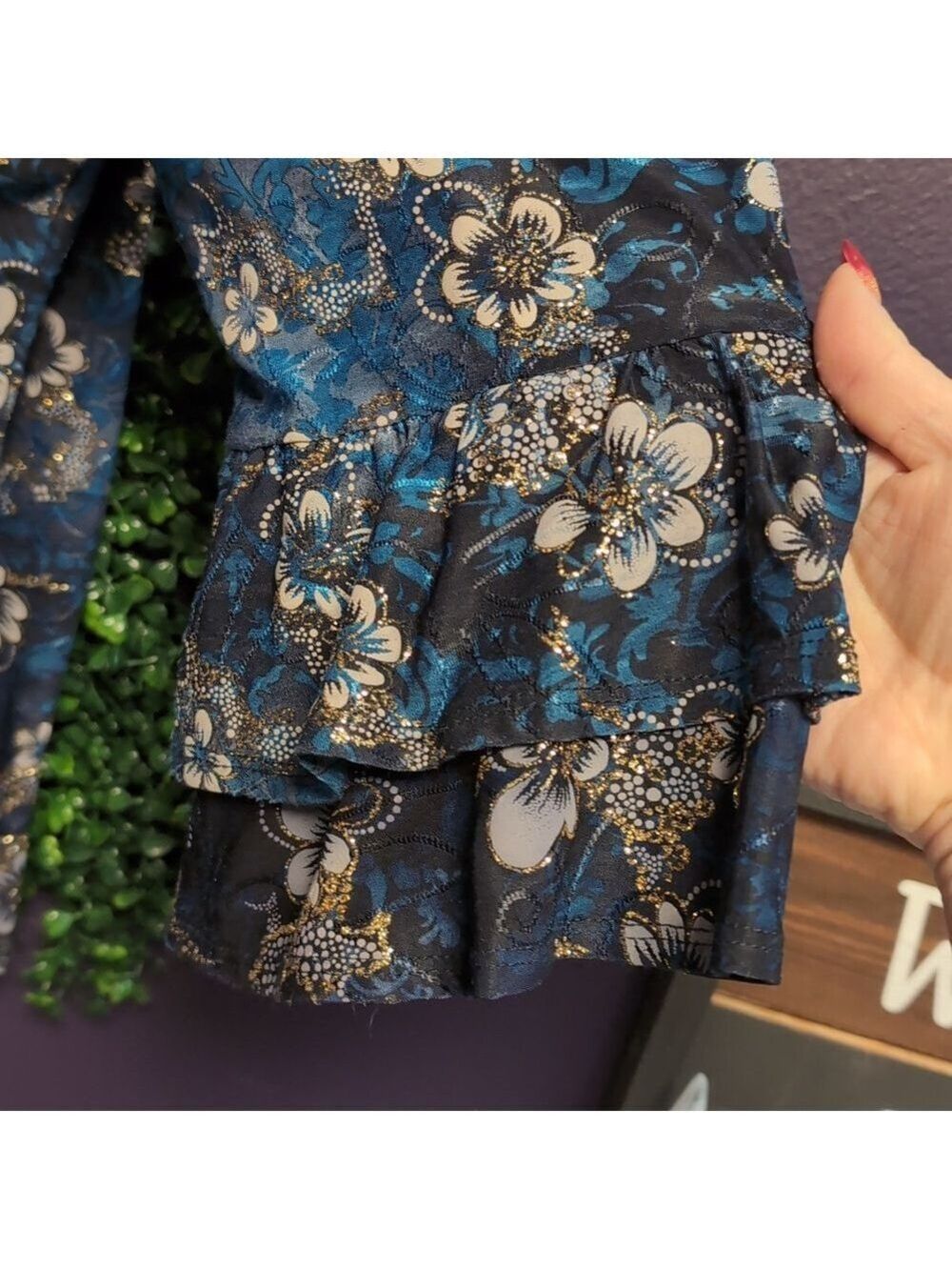 Glitz & Gold Blue Floral Top - Picture 7 of 7
